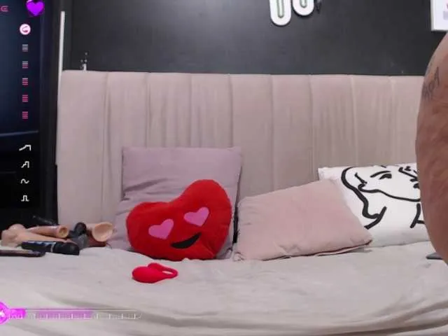 Live sex webcam photo for NathaliaBBW #290298927