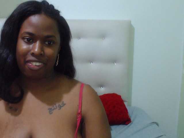 Live sex webcam photo for Nathaly #277948774