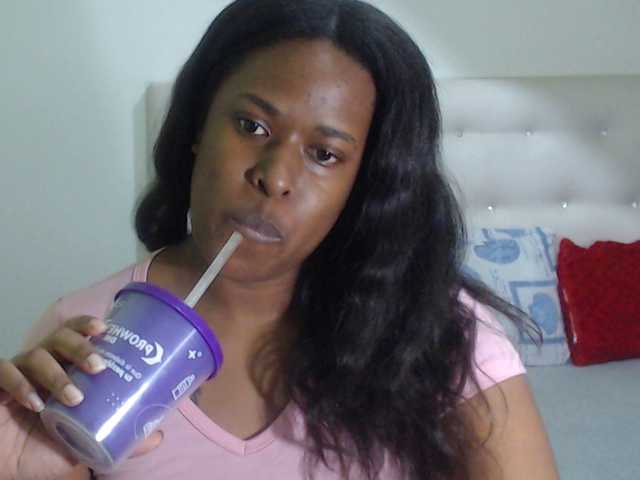 Live sex webcam photo for Nathaly #292147931