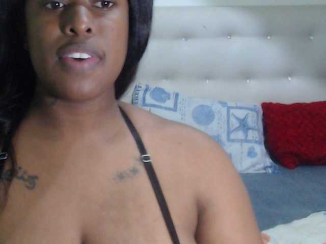 Live sex webcam photo for Nathaly #292397959