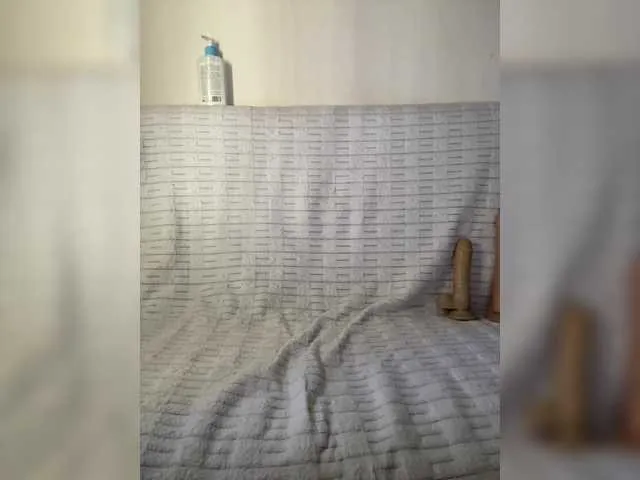 Live sex webcam photo for Naturalnayaa #292040176