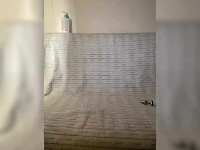 Live sex webcam photo for Naturalnayaa #292087495