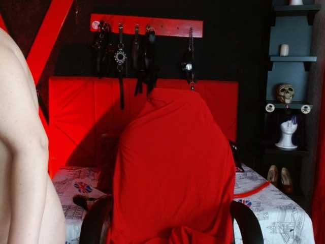 Live sex webcam photo for Naty-slavedoll #290187903