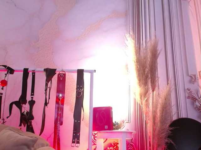 Live sex webcam photo for Naty-slavedoll #291736499