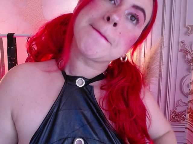 Live sex webcam photo for Naty-slavedoll #291905928