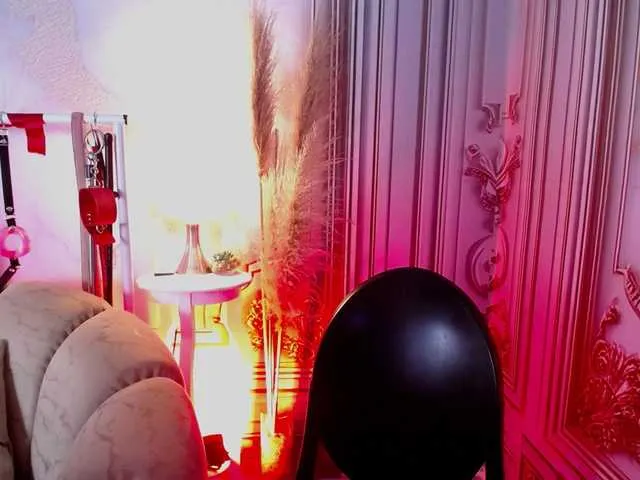 Live sex webcam photo for Naty-slavedoll #292338074