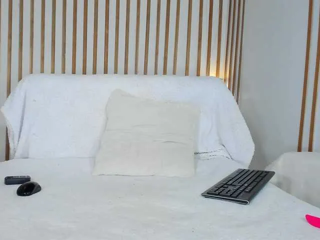 Live sex webcam photo for NatyPrecious #291542462
