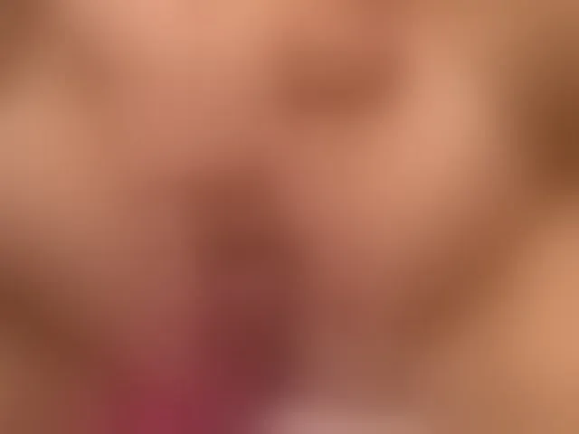 Live sex webcam photo for Naughty-Mari #293079104