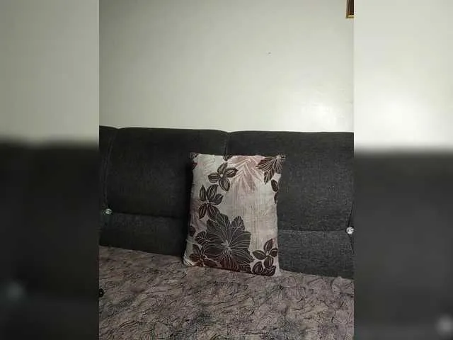 Live sex webcam photo for Naughty-nymph #290287950