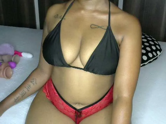 Live sex webcam photo for Naughty-nymph #290762594
