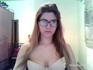 Live sex webcam photo for NaughtyAlena #156643893