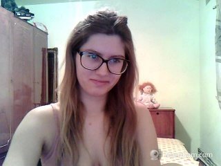 Live sex webcam photo for NaughtyAlena #156647214