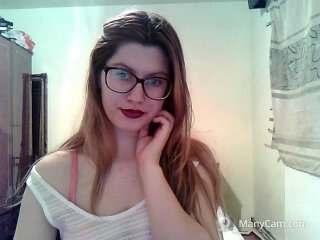 Live sex webcam photo for NaughtyAlena #158184845