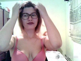 Live sex webcam photo for NaughtyAlena #160638836