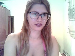 Live sex webcam photo for NaughtyAlena #161972130