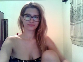 Live sex webcam photo for NaughtyAlena #168804823