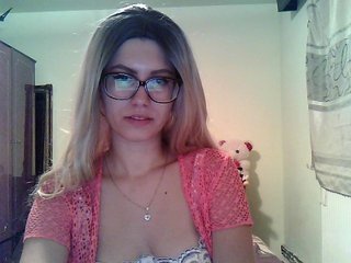 Live sex webcam photo for NaughtyAlena #173569282