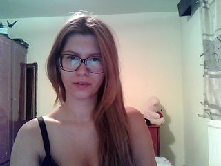 Live sex webcam photo for NaughtyAlena #175950409