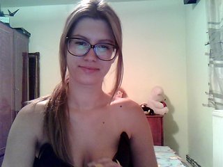 Live sex webcam photo for NaughtyAlena #175964443