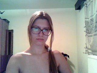 Live sex webcam photo for NaughtyAlena #176170778