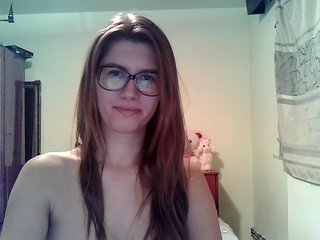 Live sex webcam photo for NaughtyAlena #184470961