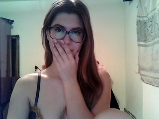 Live sex webcam photo for NaughtyAlena #186112574