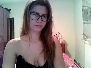 Live sex webcam photo for NaughtyAlena #186673021