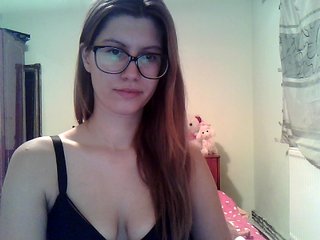 Live sex webcam photo for NaughtyAlena #186679856