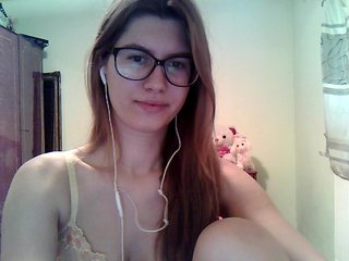 Live sex webcam photo for NaughtyAlena #187839700