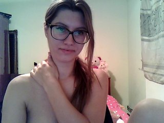 Live sex webcam photo for NaughtyAlena #187957239