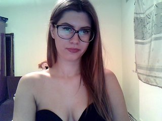 Live sex webcam photo for NaughtyAlena #188444123