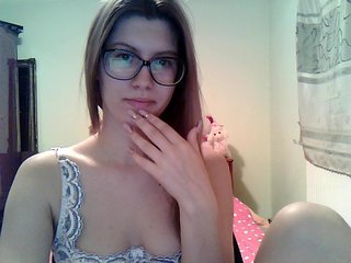 Live sex webcam photo for NaughtyAlena #188616961