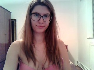 Live sex webcam photo for NaughtyAlena #189535128