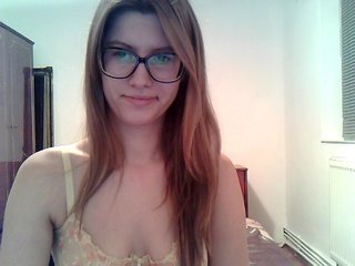 Live sex webcam photo for NaughtyAlena #189911199