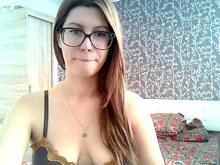 Live sex webcam photo for NaughtyAlena #196267221