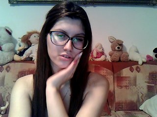 Live sex webcam photo for NaughtyAlena #199636472