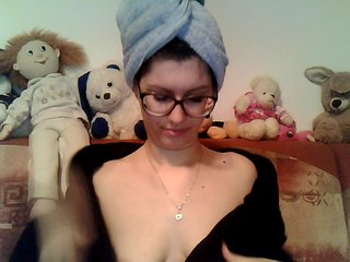 Live sex webcam photo for NaughtyAlena #199956796