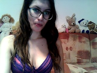 Live sex webcam photo for NaughtyAlena #209732394