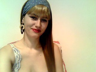 Live sex webcam photo for NaughtyAlena #210861292