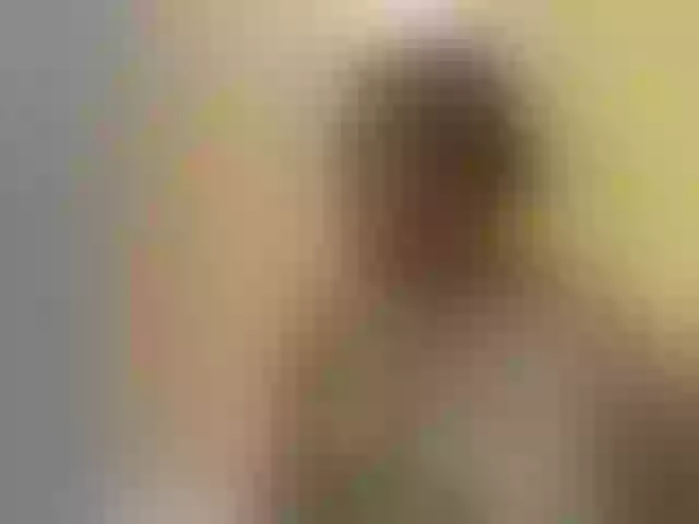 Live sex webcam photo for Naughtybee #290534370