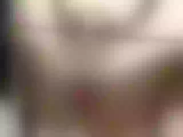 Live sex webcam photo for Naughtybelle #273841102