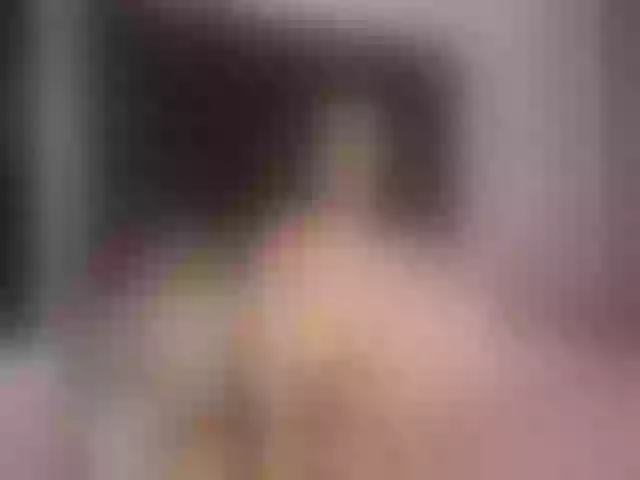 Live sex webcam photo for Naughtybelle #274099361