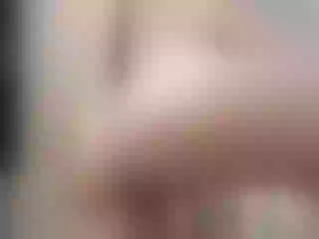 Live sex webcam photo for Naughtybelle #274110180