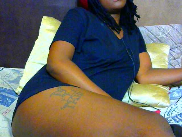 Live sex webcam photo for Naughtyblackdollx #275633270