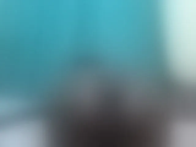 Live sex webcam photo for Naughtyher #293910949