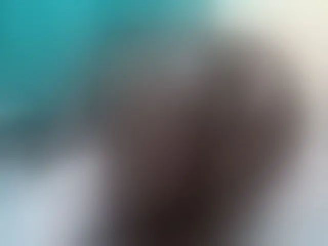 Live sex webcam photo for Naughtyher #293938643