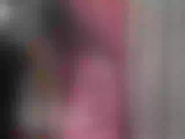 Live sex webcam photo for Naughtyladki #292099057