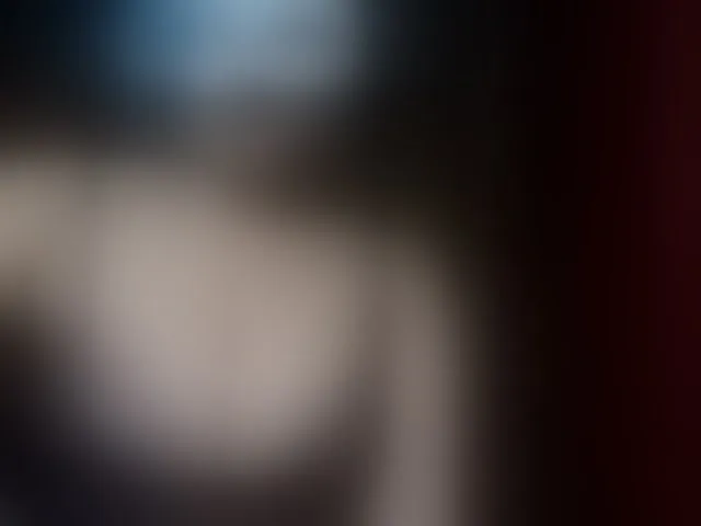 Live sex webcam photo for Naughtyladki #292573963
