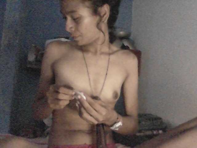 Live sex webcam photo for NaugthyRumimn #274541187