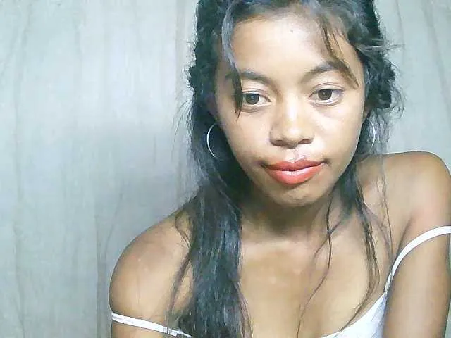 Live sex webcam photo for Nayah2 #277346932